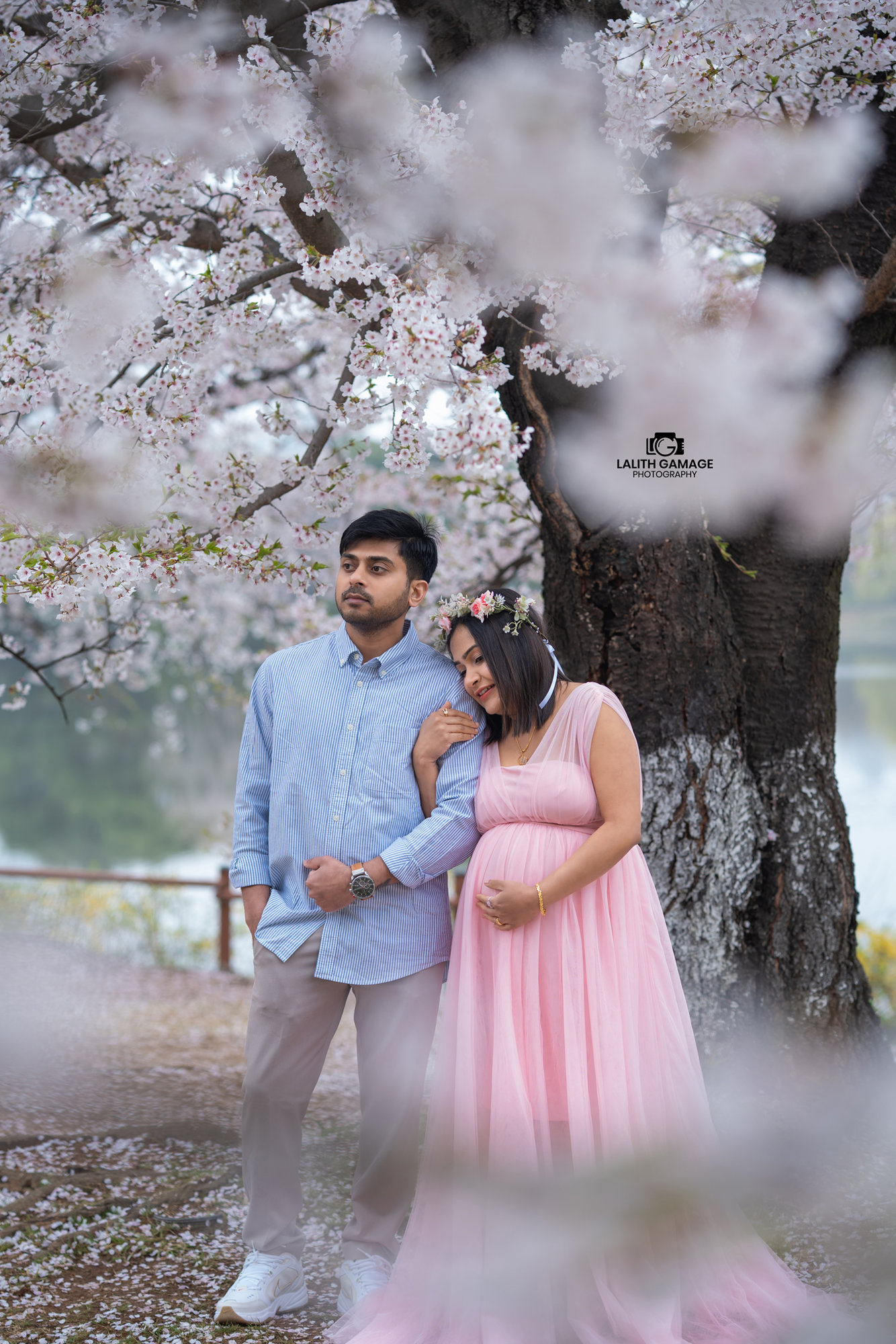 Pregnancy Shoot 02 photograph 18
